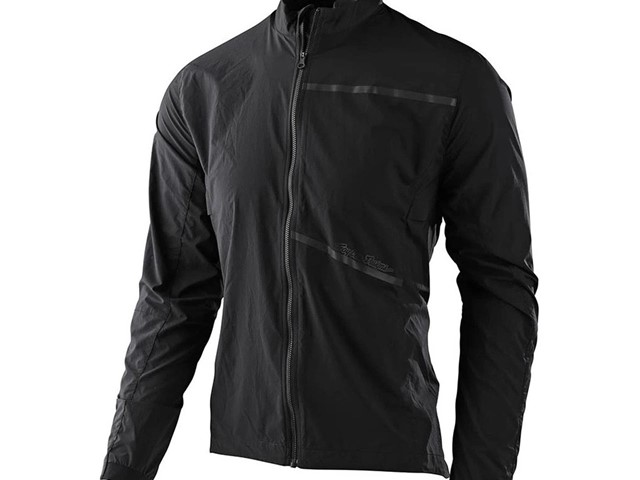 CHAQUETA SHUTTLE NEGRA